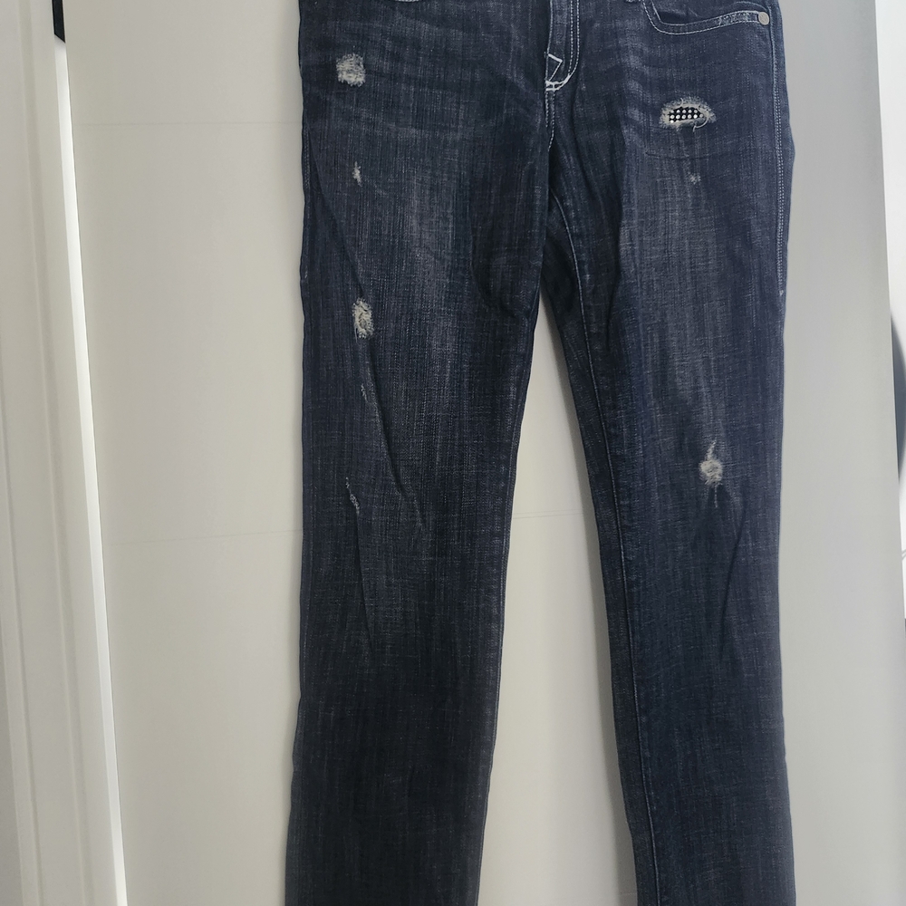 Rock & Republic Dark Wash Skinny Jeans with Distressed Details
